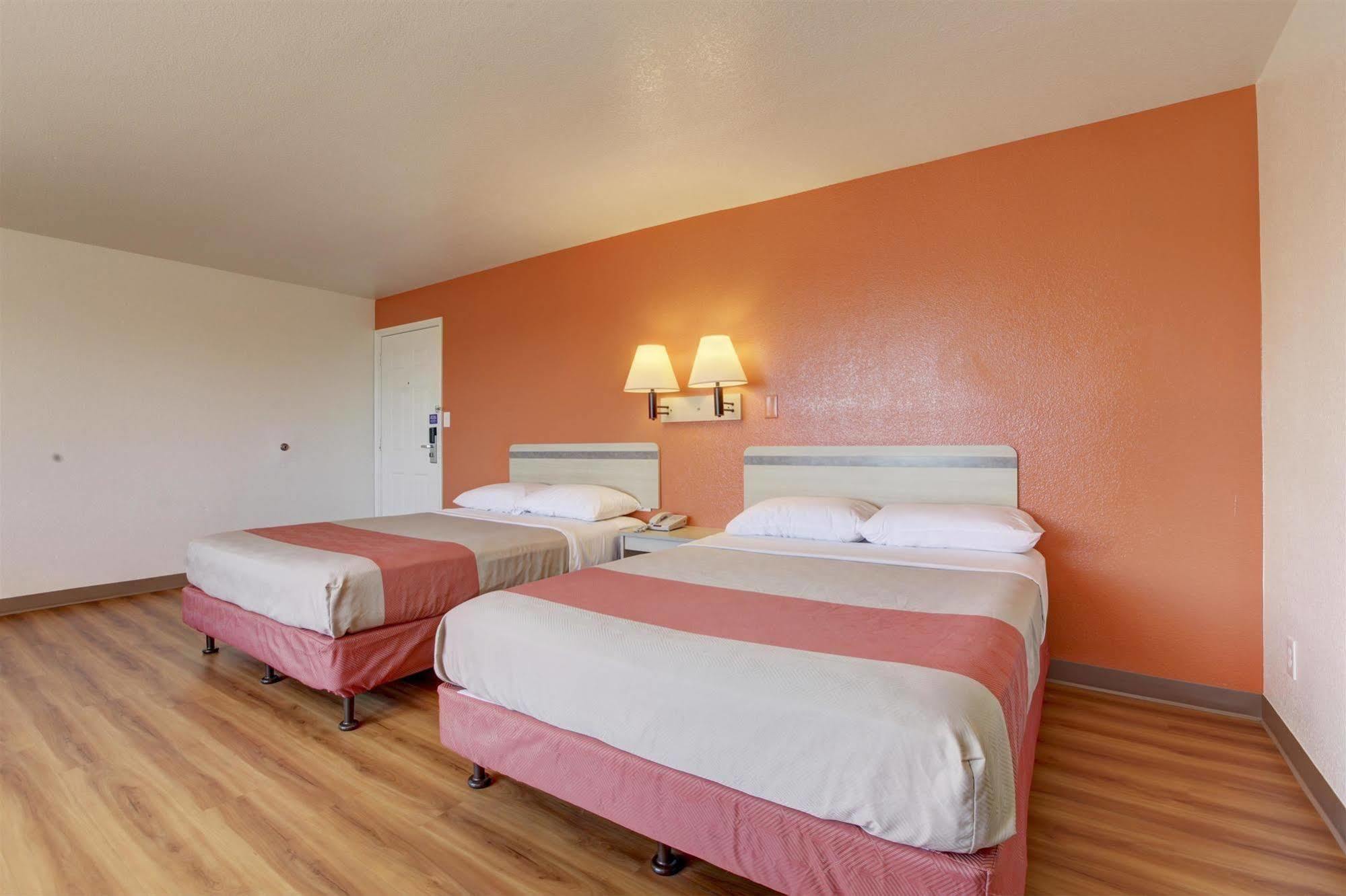 Motel 6-Bellflower, Ca - Los Angeles Extérieur photo